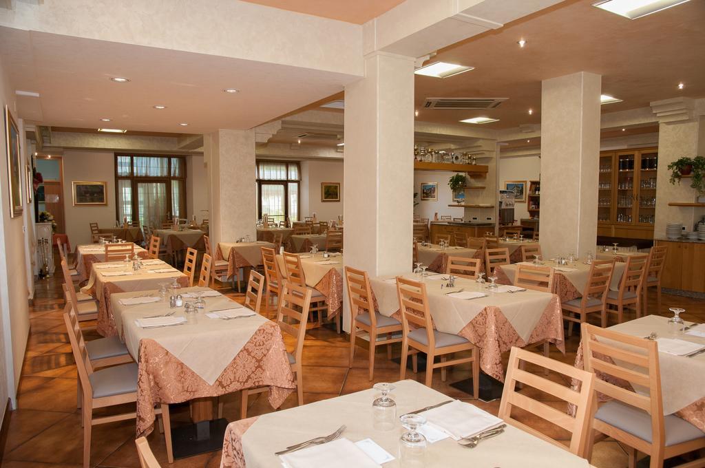 Hotel Concordia Левико Терме Екстериор снимка
