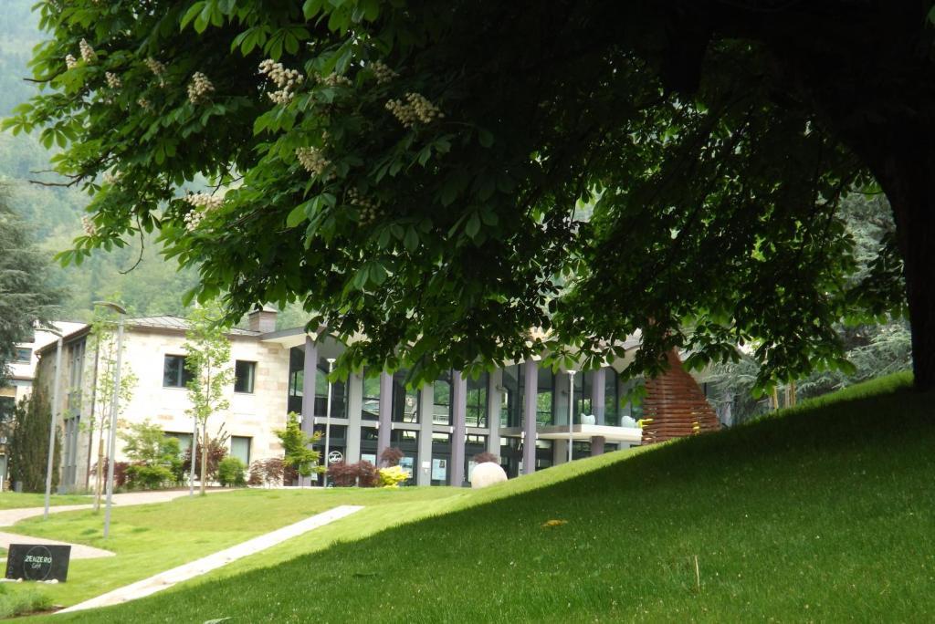 Hotel Concordia Левико Терме Екстериор снимка